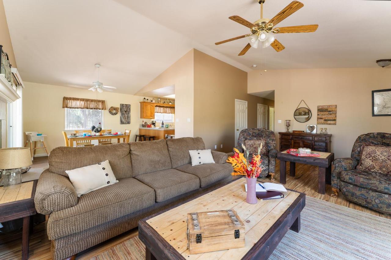 Lazy Squirrel - Cozy Family House With Full Game Room Kernville Eksteriør bilde